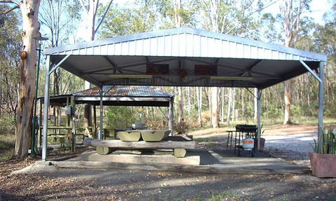 Barambah Bush Caravan & Camping Park - Internet Find 1