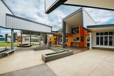 BOLD Architecture + Interior Design - Renee 0