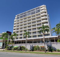 Acacia Court Hotel - Renee