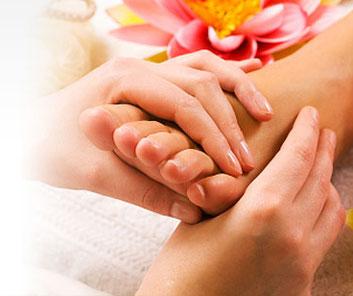 Beauty On Bridge St - Renee 2