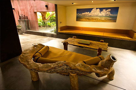 Tin Shed Art Gallery - Internet Find 1