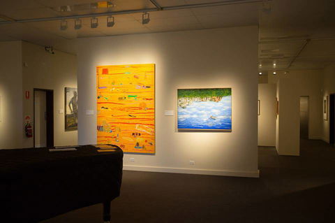 Perc Tucker Regional Gallery - Renee 0