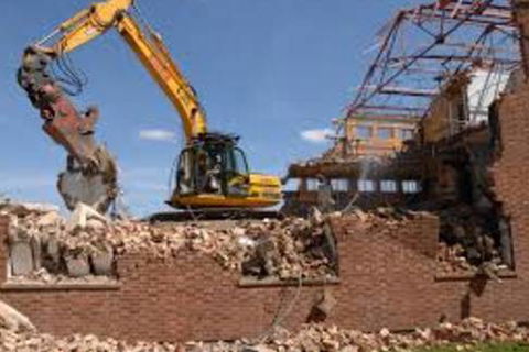 Razor Demolition & Asbestos Removal - Renee 1