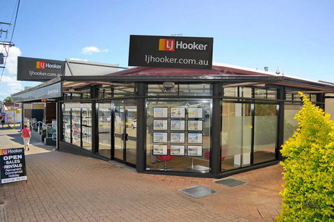 L J Hooker Nelson Bay - Internet Find 2