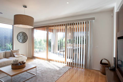 Phoenix Blinds - Renee 11