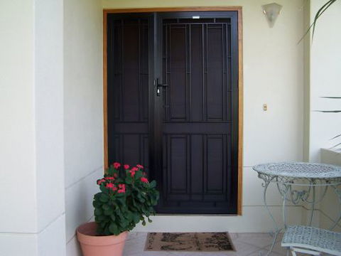 Shadeview Blinds & Awnings - Swimm 3