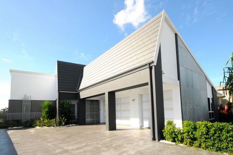 Bagnall Steve Homes - Internet Find 1