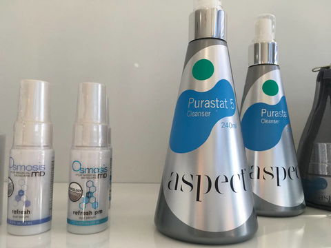 The Luxe Beauty Co. - Renee 0