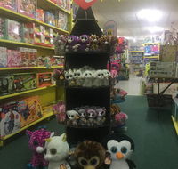 Bowen Toyworld - Internet Find