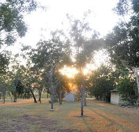 The Bark Hut Inn - Renee