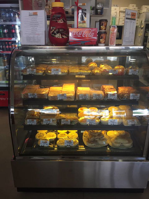 Kurts Cakes - Renee 3