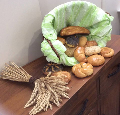 Fairbairn Bakery On Clermont - Renee 1