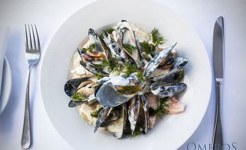 Omeros On The Beach - Swimm 10