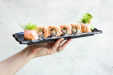 Raw Bar - Renee 0