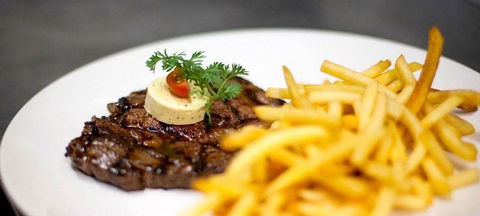 Chez Olivier Le Bistro - Swimm 0