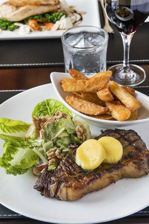 Larceny Restaurant - Swimm 0