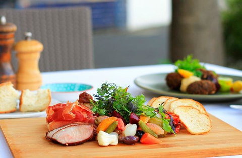 Lord Cardigan - Renee 16