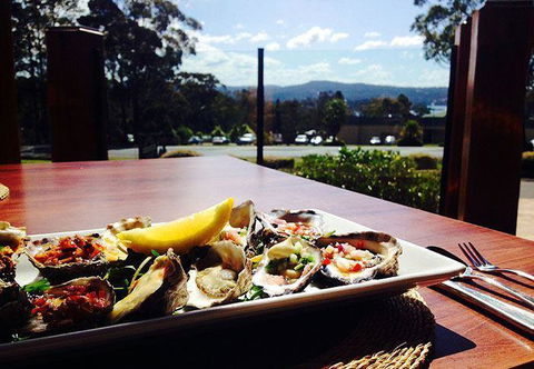 Wheelers Seafood Restaurant - Renee 18