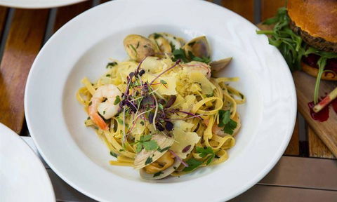 Black Swan Winery & Restaurant - Petrol Stations 5