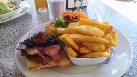 Cafe On The Park - Internet Find 0