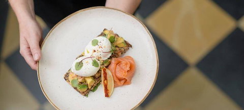 Oscar's Hotel Bar And Restaurant - Internet Find 0