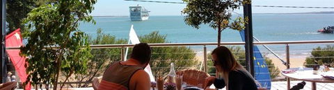 Sams Pizzeria On The Waterfront - Renee 11