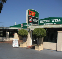 Jacobs Well Bayside Tavern - Renee