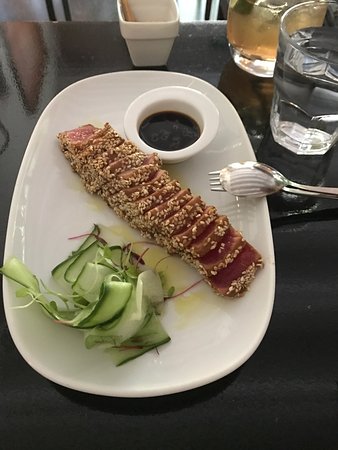 Giallo Wine Bar - Internet Find 0