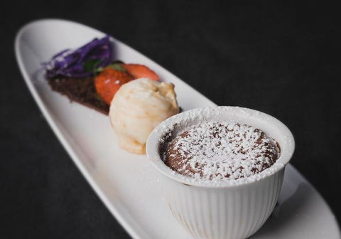 Seville Estate Restaurant & Cafe - Internet Find 10