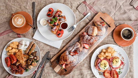 Seville Estate Restaurant & Cafe - Internet Find 2