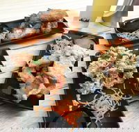 Thaiger Temple - Renee