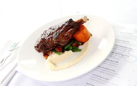 Mr Hobson - Swimm 22