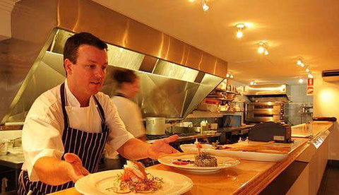 The Foreshore Bar & Restaurant - Renee 6