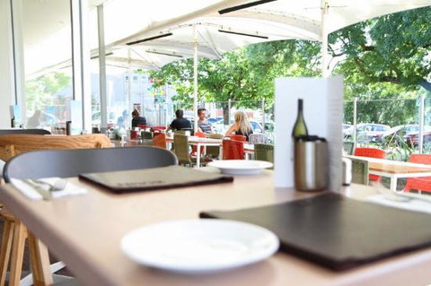 The Main Cafe - Renee 0