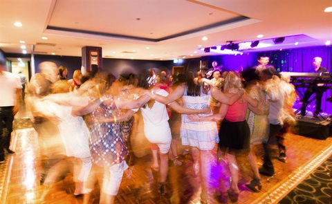 Yum Raj Indian Restaurant - Swimm 11