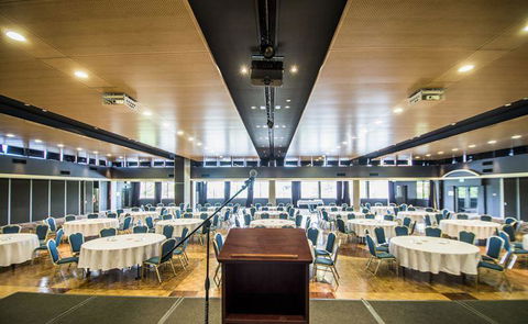 Yum Raj Indian Restaurant - Swimm 8