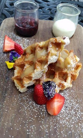 The Terrace Hotel - Renee 6