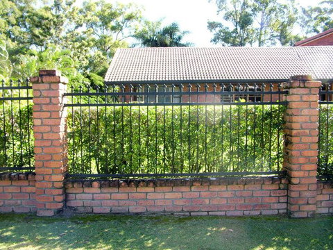 The Gate & Fence Shop - Qld Realsetate 3