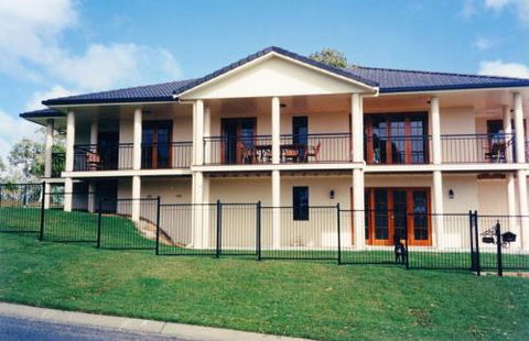 City Gates Fencing & Powdercoating - Renee 0