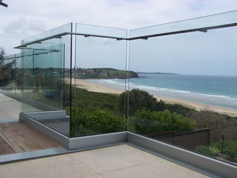 Kiama Glass - Renee 3