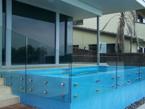 Kiama Glass - Renee 4