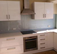 Bowral Glass - Renee