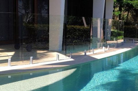 Tewantin Glass & Window Maintenance - Renee 1