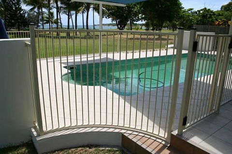 Powder Kote Whitsundays - Renee 0