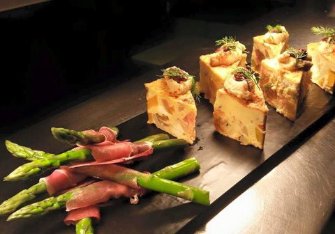 New Tattersalls Hotel - Swimm 21