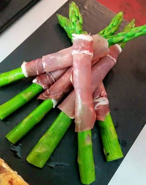 New Tattersalls Hotel - Swimm 23