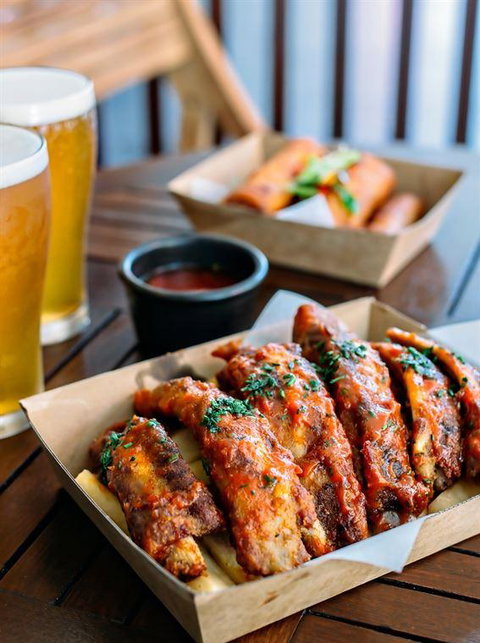 Smiling Samoyed Brewery - Renee 11