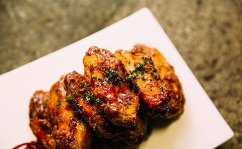 Smiling Samoyed Brewery - Renee 15