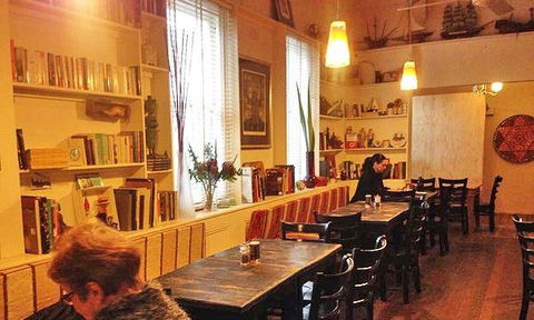 The Other Side Art Cafe - Internet Find 9
