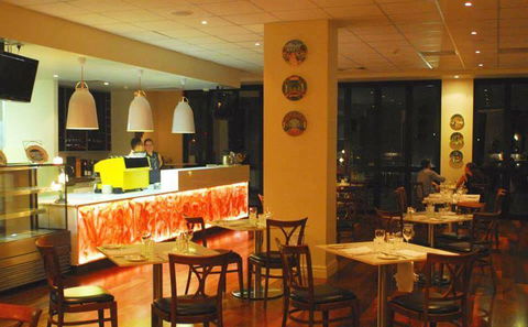 LakeFront Bistro - Internet Find 20
